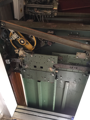 TSG V4 400 Lift Türantrieb für Monitor, Forsid Europa TR