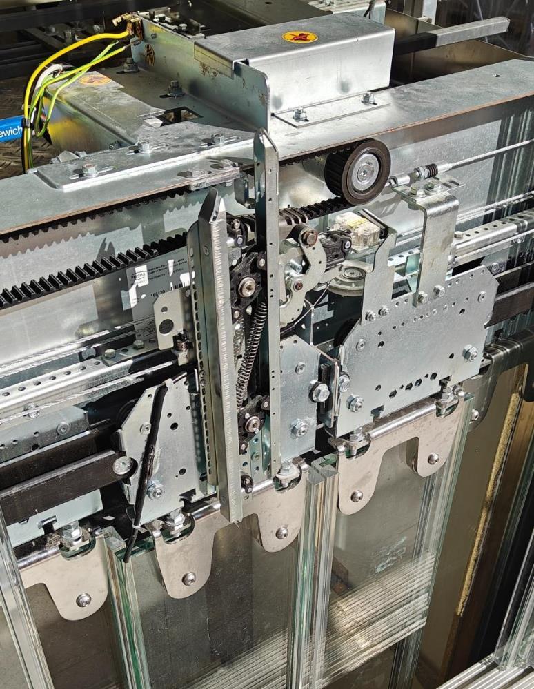 TSG V4 400 Lift Door Operator for Prisma Macro, C