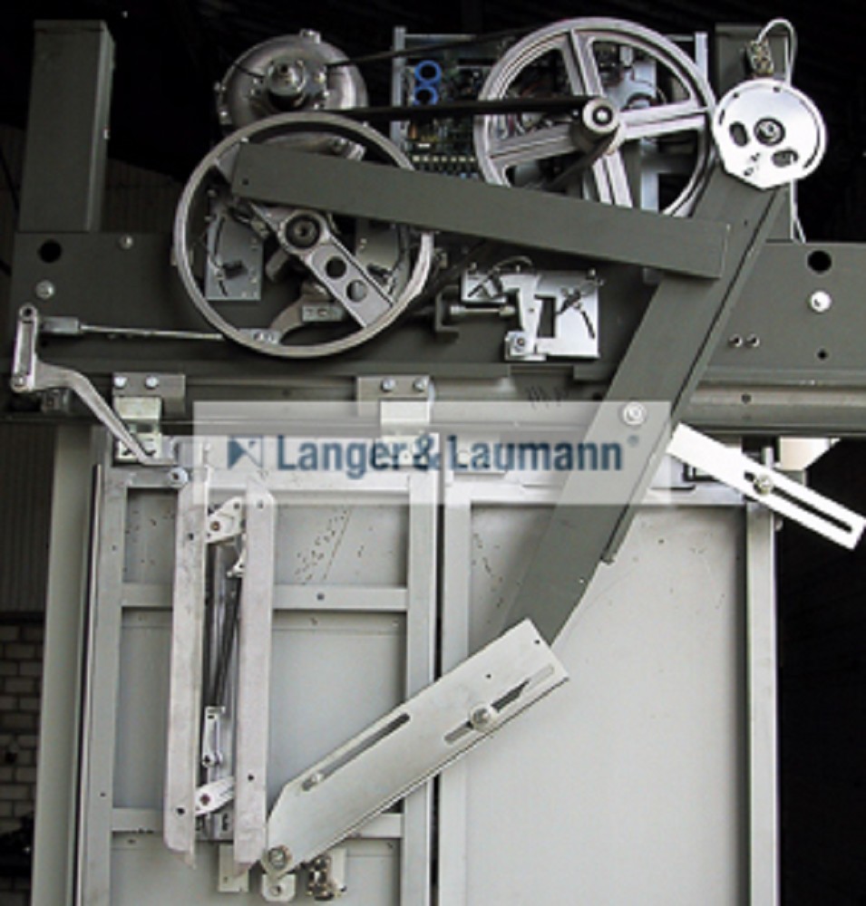 QKS9 L&L V4 Lift Türmaschine Teleskop. Rechtsöffnend
