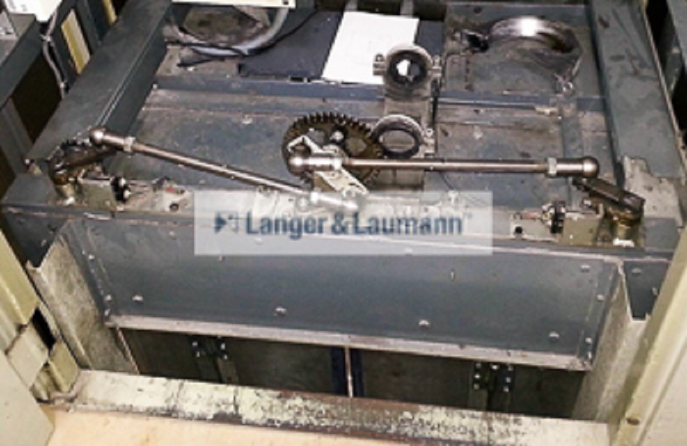 TSG V4 400 Lift Door Operator universal bus door