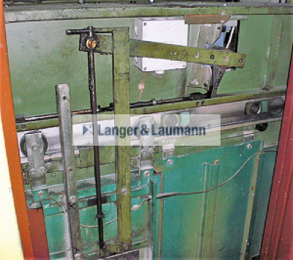 TSG V4 400 Lift Door Operator for MAN, TR