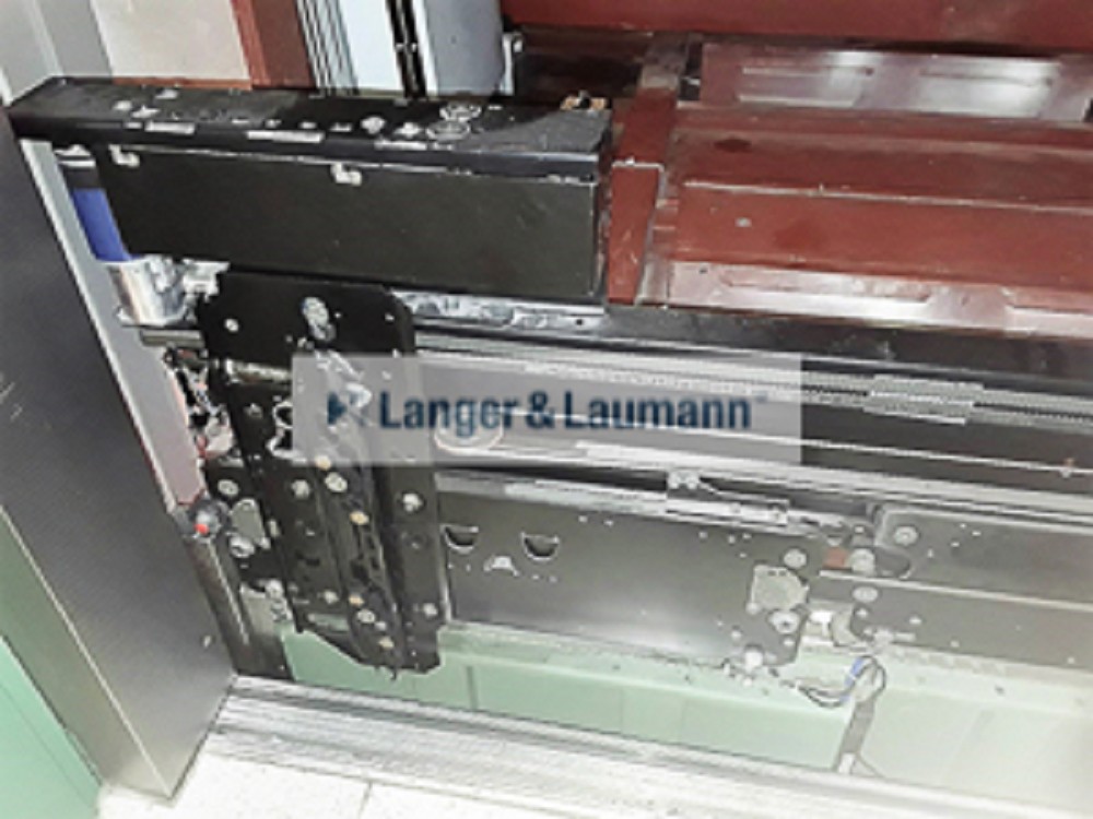 TSG V4 400 Lift Door Operator for Selcom Hydrabelt, TR