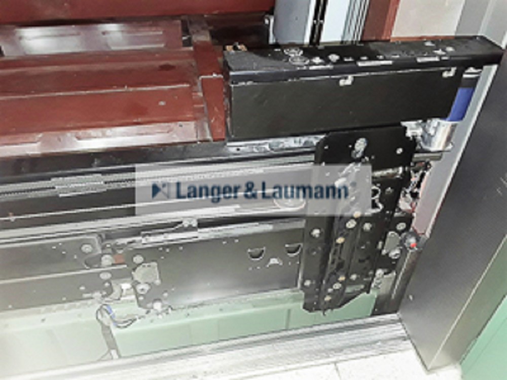 TSG V4 400 Lift Door Operator for Selcom Hydrabelt, TL